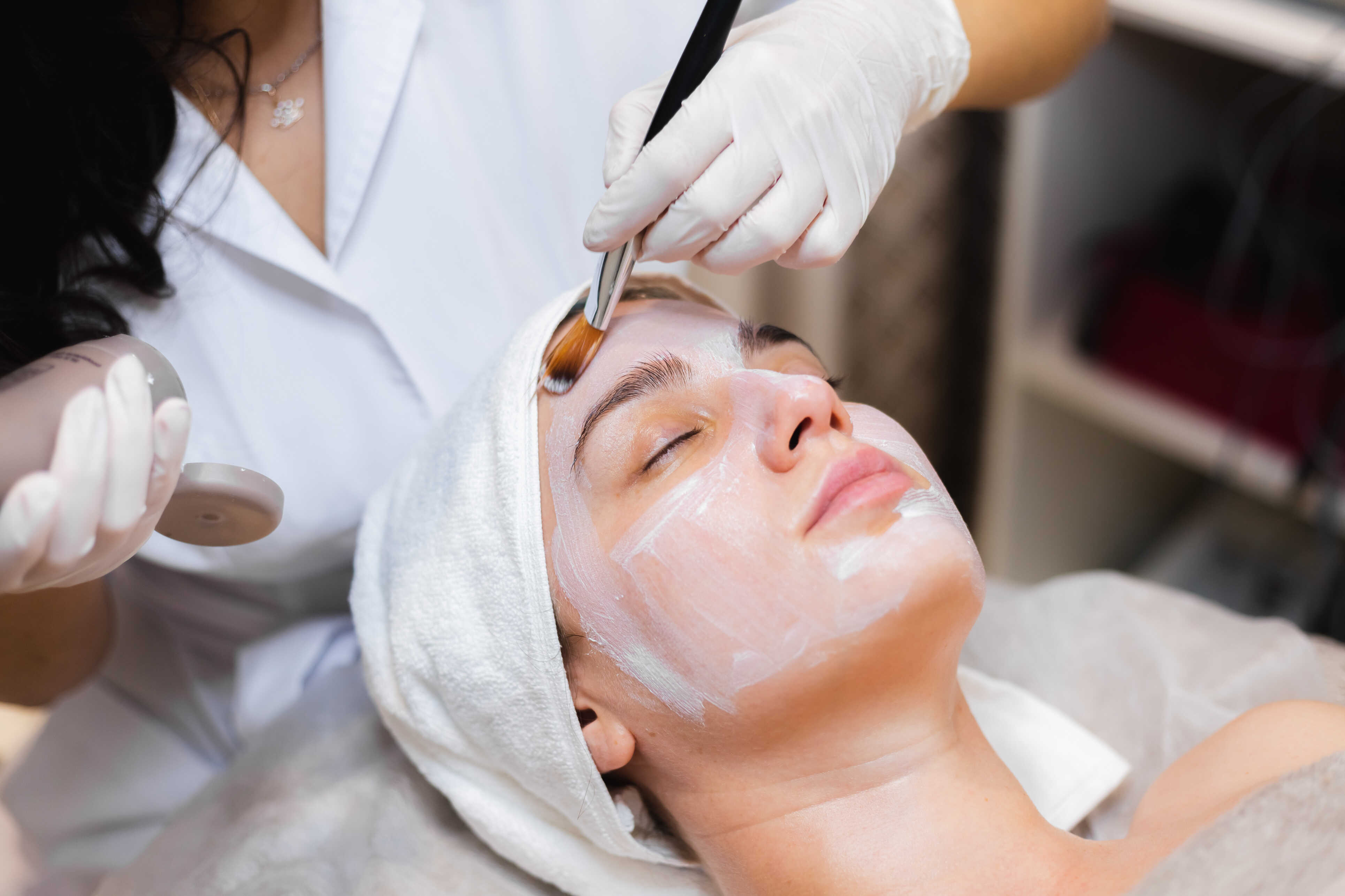 Kulit Wajah Glowing berkat Skincare Alami